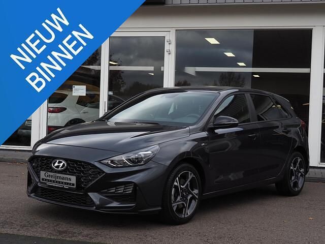 Grijs Occasion 2024 Hyundai i30 N Line Hatchback | € 23.900 (Iets duurder) - Afbeelding 1/4