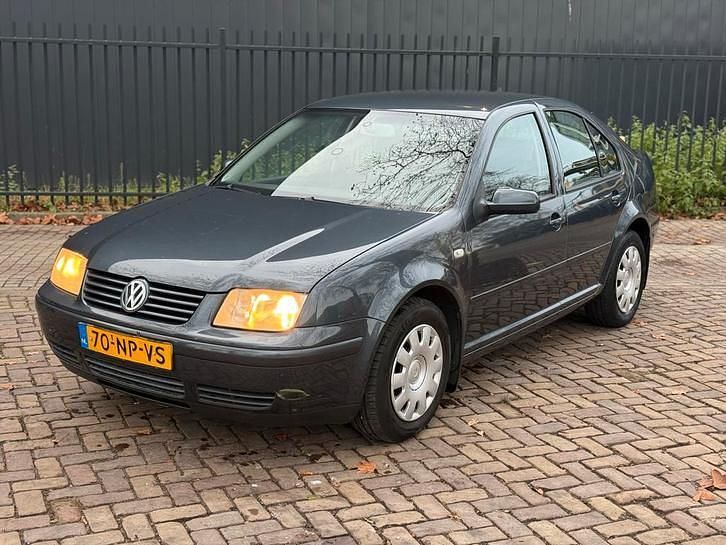 Gebruikt 2004 VW Bora | € 1.099 (Eerlijke prijs) - Afbeelding 1/4
