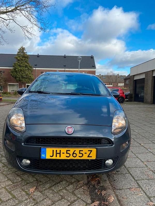 Gebruikt 2016 Fiat Punto | € 4.350 (Eerlijke prijs) - Afbeelding 1/4
