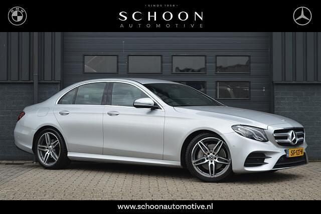 Grijs Gebruikt 2018 Mercedes E200 Business Sedan | € 29.950 (Goede deal) - Afbeelding 1/3