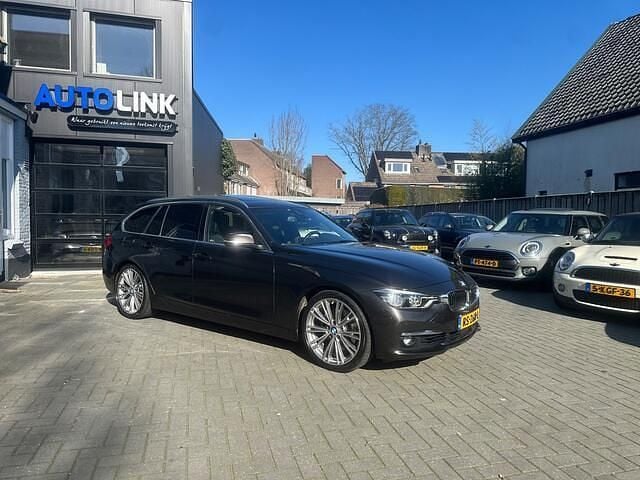 Occasion BMW 330 252 PK (185 kW) 2018 Bruin Stationwagen