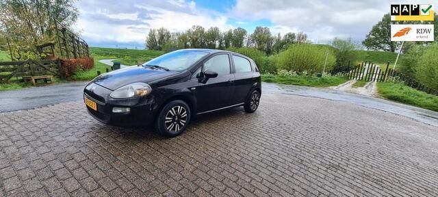 Zwart Gebruikt 2012 Fiat Punto Evo Easy Hatchback | € 3.495 (Iets duurder) - Afbeelding 1/4