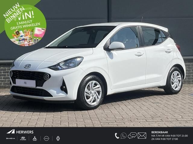 Wit Gebruikt 2021 Hyundai i10 Comfort Hatchback | € 9.435 (Goede deal) - Afbeelding 1/4