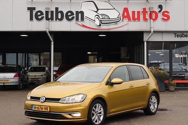 Geel Gebruikt 2018 VW Golf VII Highline Hatchback | € 15.985 (Super prijs) - Afbeelding 1/4
