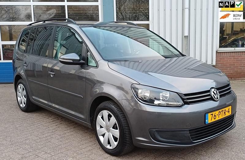 Grijs (metallic) Occasion 2011 VW Touran Comfortline MPV | € 4.250 (Super prijs) - Afbeelding 1/4