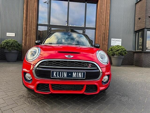 Occasion Mini John Cooper Works Cabriolet Chili 192 PK (141 kW) 2016 Rood Cabriolet