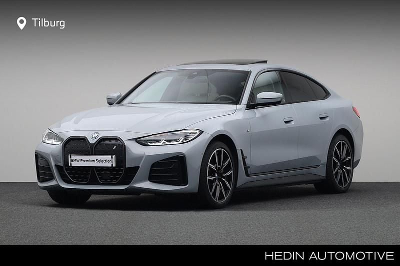 Grijs Gebruikt 2023 BMW i4 Comfort Edition Sedan | € 41.880 (Eerlijke prijs) - Afbeelding 1/4