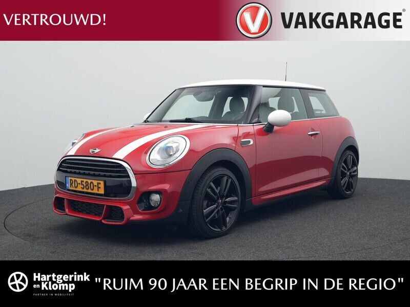 Rood Gebruikt 2017 Mini Cooper Business Hatchback | € 17.450 (Eerlijke prijs) - Afbeelding 1/4