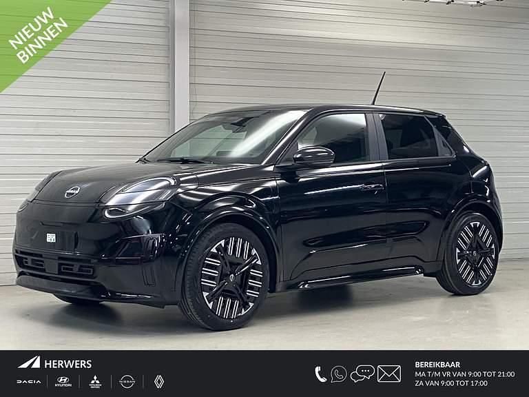 Mystery black Nieuw 2025 Nissan Micra Hatchback | € 27.323 (Eerlijke prijs) - Afbeelding 1/4