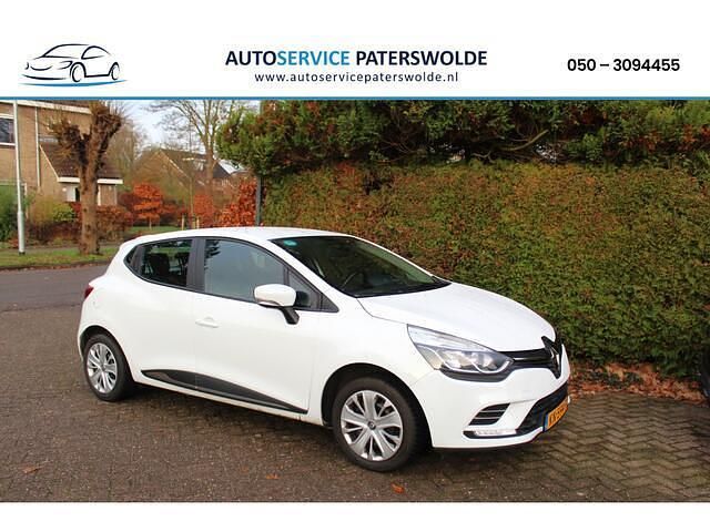 Wit Occasion 2016 Renault Clio IV Zen Hatchback | € 7.950 (Eerlijke prijs) - Afbeelding 1/4