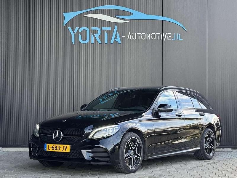 Zwart Occasion 2021 Mercedes C300e Business Stationwagen | € 26.950 (Eerlijke prijs) - Afbeelding 1/4