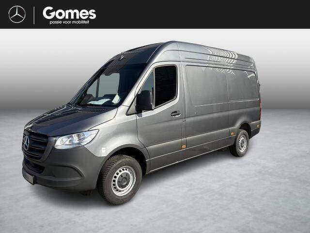 Grijs Nieuw 2025 Mercedes Sprinter Van | € 70.984 - Afbeelding 1/4