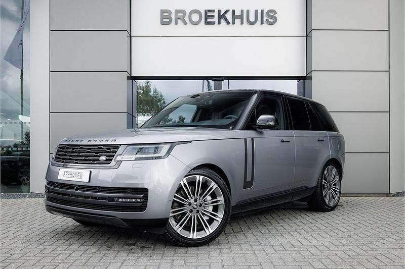 Grijs Gebruikt 2024 Land Rover Range Rover HSE SUV | € 154.800 (Eerlijke prijs) - Afbeelding 1/4