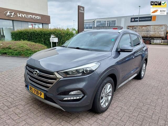 Grijs Gebruikt 2018 Hyundai Tucson Comfort SUV | € 11.450 - Afbeelding 1/4