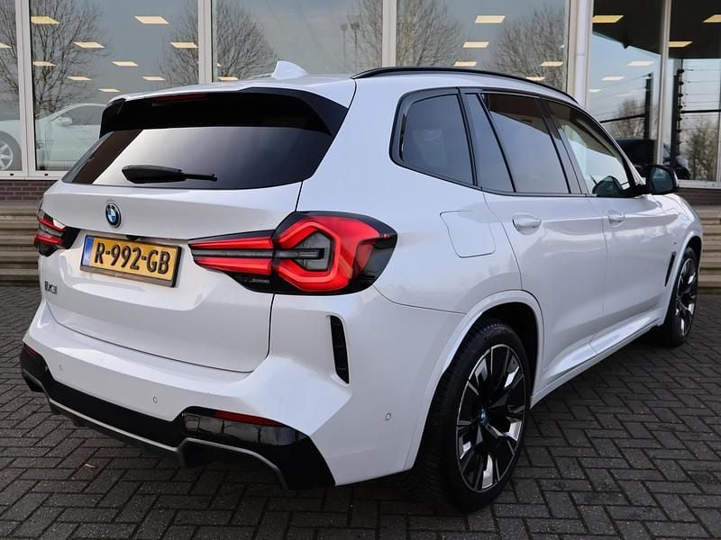 Occasion BMW iX3 Executive 210 kW (286 PK) 2022 Wit (metallic) SUV