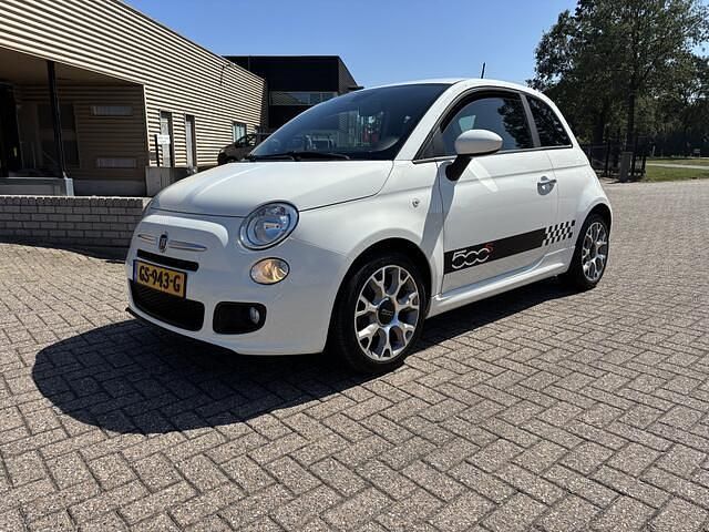 Wit Gebruikt 2015 Fiat 500S Hatchback | € 8.345 (Goede deal) - Afbeelding 1/4