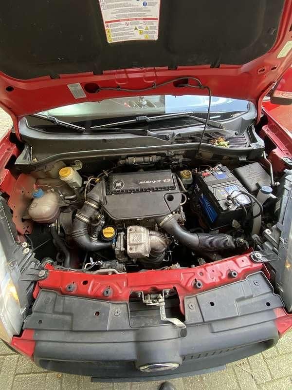 Gebruikt 2011 Fiat Doblò MPV | € 3.500 (Eerlijke prijs) - Afbeelding 1/4