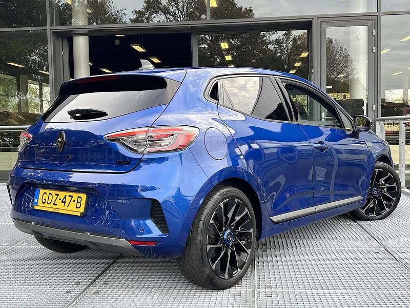 Occasion Renault Clio V Esprit Alpine 2024 Blauw Hatchback