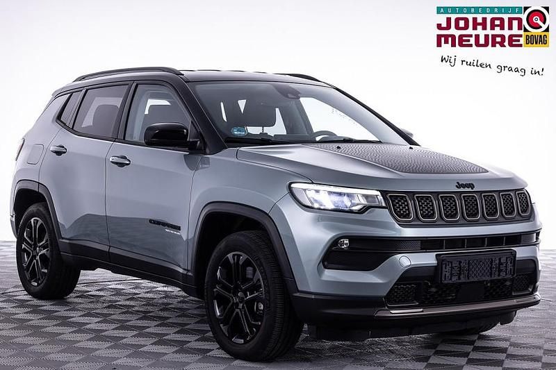 Grijs Gebruikt 2022 Jeep Compass SUV | € 25.900 (Super prijs) - Afbeelding 1/4