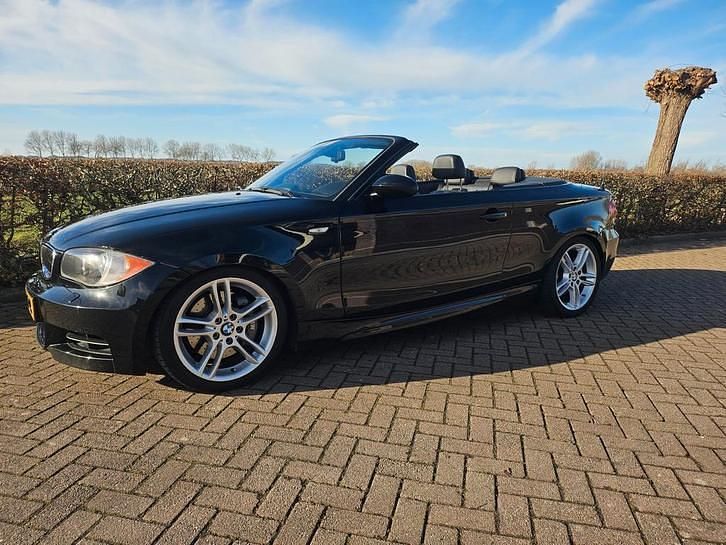 Occasion 2009 BMW 135 Hatchback | € 15.950 (Super prijs) - Afbeelding 1/4