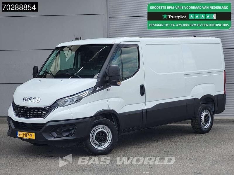 Wit Gebruikt 2020 Iveco Daily Van | € 15.400 (Goede deal) - Afbeelding 1/3