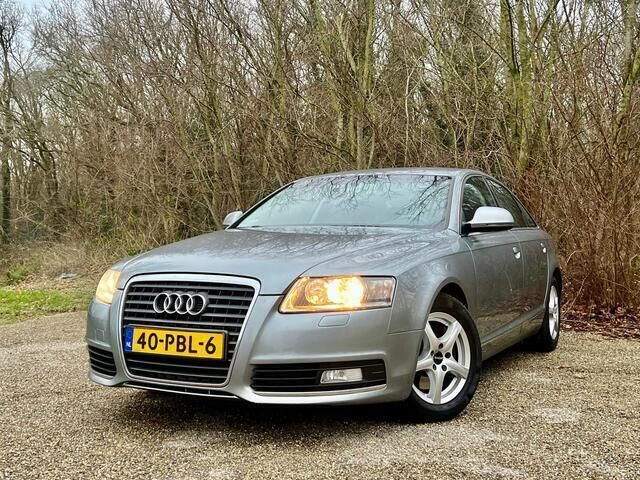 Grijs Gebruikt 2011 Audi A6 Business Sedan | € 8.950 (Goede deal) - Afbeelding 1/4