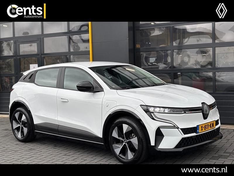 Wit Gebruikt 2022 Renault Megane E-Tech Equilibre Hatchback | € 22.900 (Goede deal) - Afbeelding 1/4