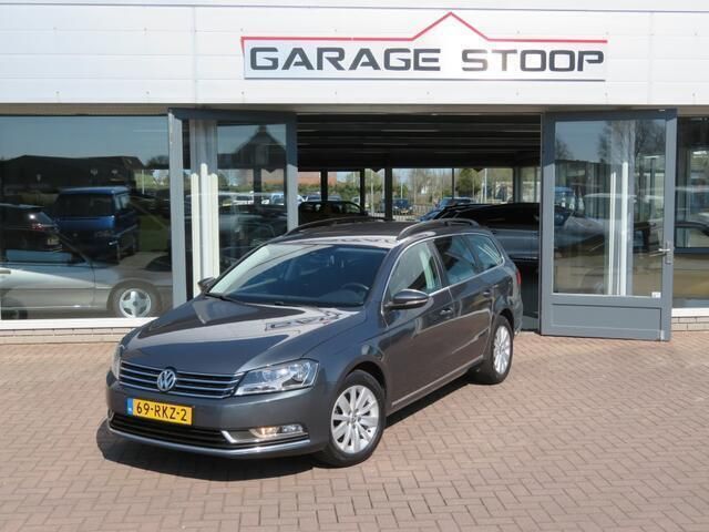 Grijs Gebruikt 2011 VW Passat Comfortline Stationwagen | € 8.500 (Duur) - Afbeelding 1/4