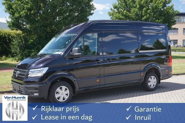 Zwart Gebruikt 2024 VW Crafter Van | € 49.850 - Afbeelding 1/4