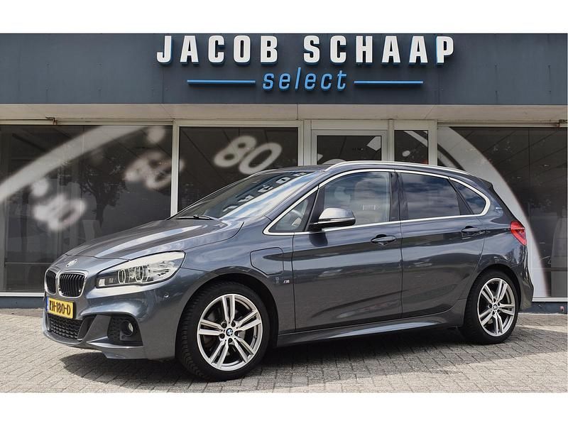 Grijs Gebruikt 2016 BMW 225 Active Tourer Executive MPV | € 17.900 (Duur) - Afbeelding 1/4