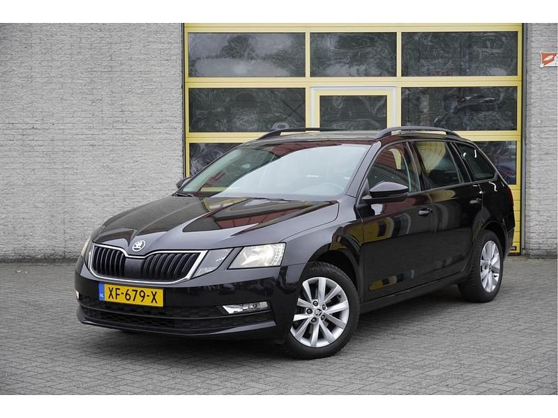 Zwart, metallic lak Gebruikt 2019 Skoda Octavia Business Line Stationwagen | € 12.950 (Goede deal) - Afbeelding 1/4