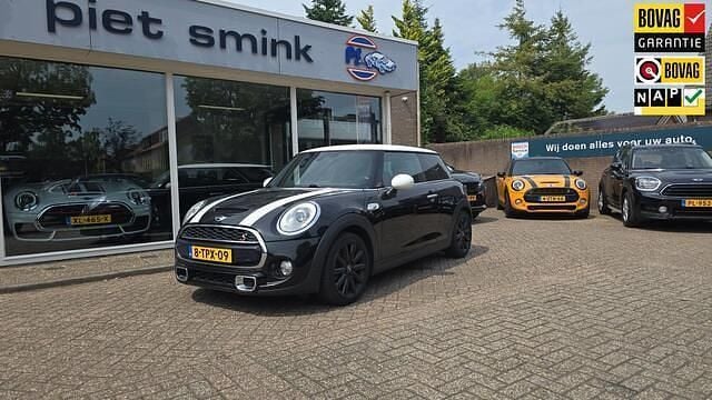 Zwart Gebruikt 2014 Mini Cooper S Chili Hatchback | € 15.900 (Eerlijke prijs) - Afbeelding 1/4