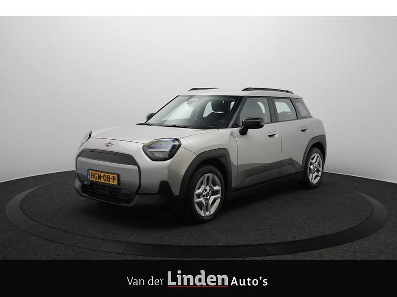 Grijs Gebruikt 2025 Mini Aceman Essential SUV | € 27.845 (Super prijs) - Afbeelding 1/4