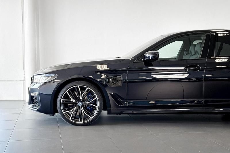 Occasion BMW 545e Comfort Edition 394 PK (289 kW) 2023 Zwart Sedan