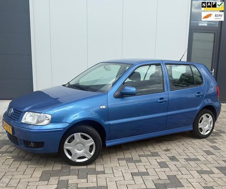 Gebruikt 2001 VW Polo Trendline | € 1.550 (Eerlijke prijs) - Afbeelding 1/4