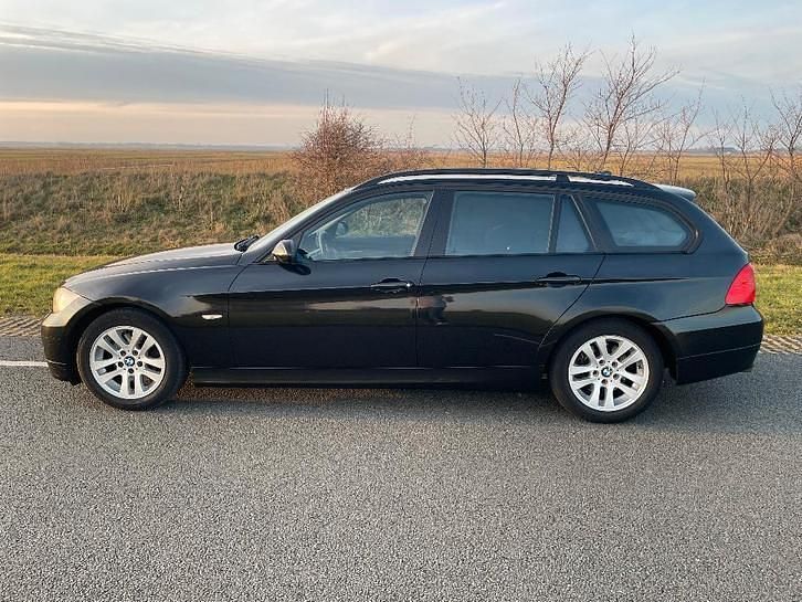 Occasion 2007 BMW 320 Stationwagen | € 5.295 (Eerlijke prijs) - Afbeelding 1/4