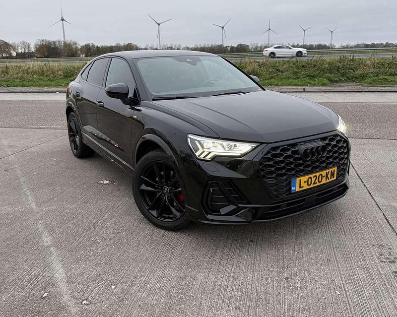 Zwart Gebruikt 2021 Audi Q3 Sportback SUV | € 36.000 (Super prijs) - Afbeelding 1/4