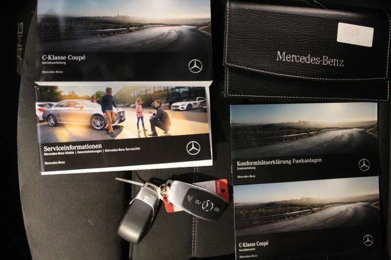 Occasion Mercedes C200 AMG line 197 PK (144 kW) 2018 Wit, metallic lak Coupé