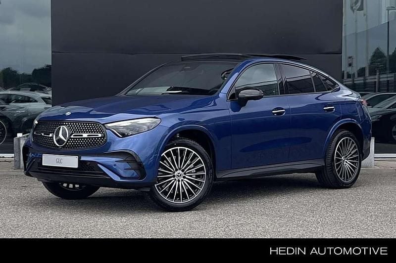 Blauw Nieuw 2025 Mercedes GLC300e Sport Edition Coupé | € 84.900 (Goede deal) - Afbeelding 1/4