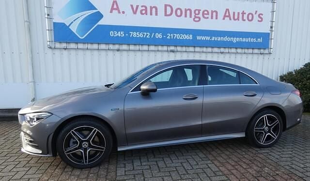 Grijs Gebruikt 2020 Mercedes CLA250 AMG Sedan | € 28.495 (Super prijs) - Afbeelding 1/4