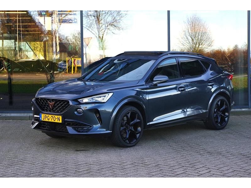 Grijs Gebruikt 2023 Cupra Formentor VZ SUV | € 31.750 (Iets duurder) - Afbeelding 1/4