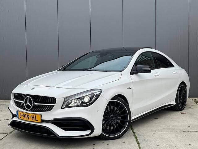 Wit Gebruikt 2018 Mercedes CLA45 AMG AMG Sedan | € 36.795 (Duur) - Afbeelding 1/4