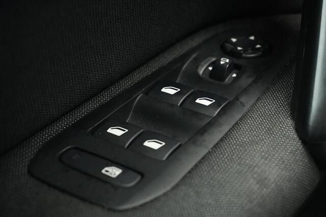 Occasion Peugeot 308 Premium 131 PK (96 kW) 2019 Grijs Hatchback