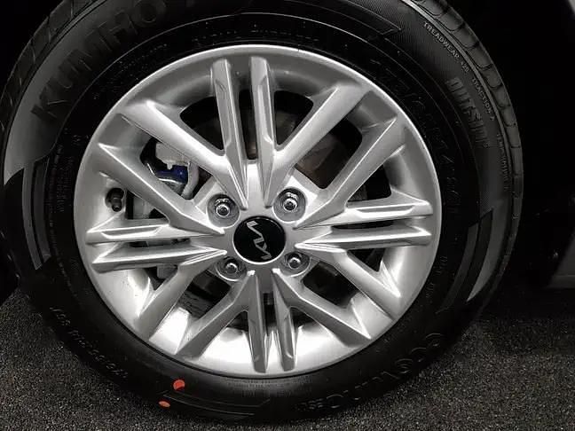 Grijs Gebruikt 2023 Kia Picanto Hatchback | € 17.890 (Eerlijke prijs) - Afbeelding 1/1