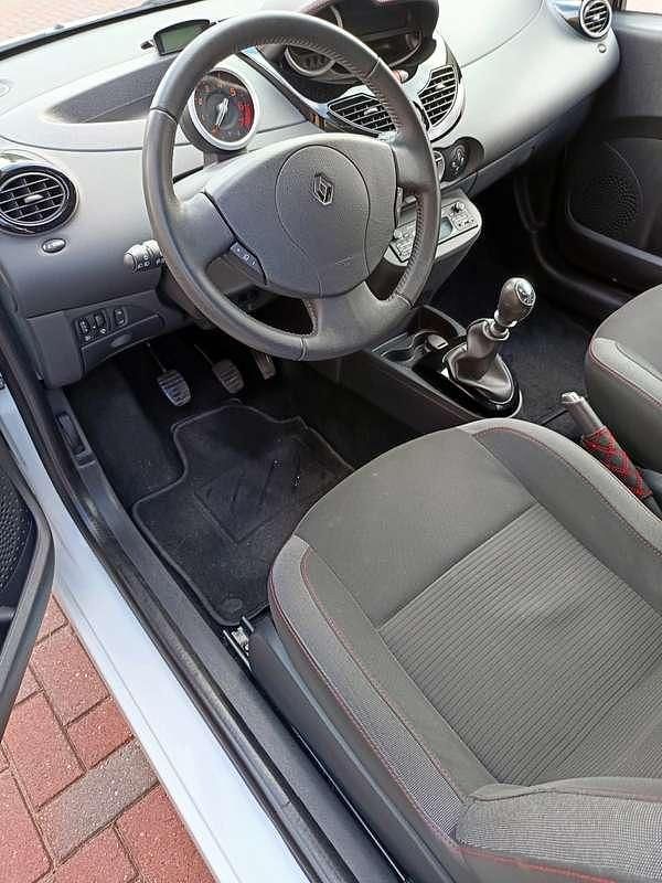 Wit Gebruikt 2013 Renault Twingo Dynamique Hatchback | € 4.300 (Eerlijke prijs) - Afbeelding 1/4