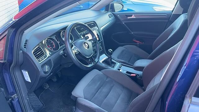 Occasion VW Golf VII Comfortline 110 PK (80 kW) 2018 Blauw Hatchback