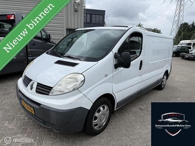 Wit Gebruikt 2011 Renault Trafic Van | € 3.750 (Goede deal) - Afbeelding 1/4