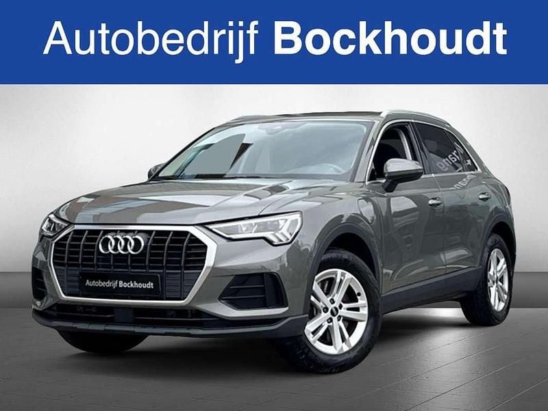Grijs Gebruikt 2022 Audi Q3 SUV | € 34.450 (Goede deal) - Afbeelding 1/4