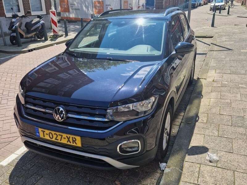 Zwart Gebruikt 2021 VW T-Cross Life SUV | € 21.950 (Goede deal) - Afbeelding 1/4