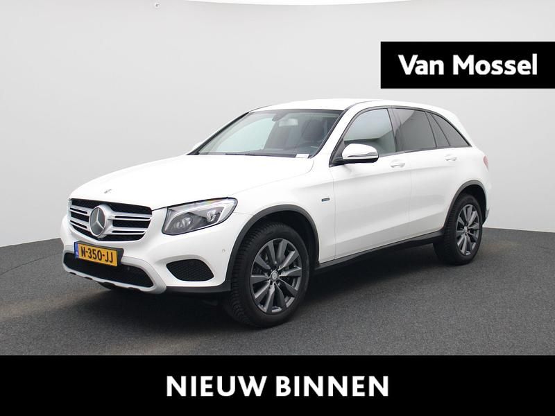 Wit Occasion 2018 Mercedes GLC350 Premium Plus SUV | € 25.900 (Eerlijke prijs) - Afbeelding 1/4